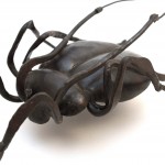 escarabajo chapa batida m- 18x 10 cm precio€150 peso 200gr.